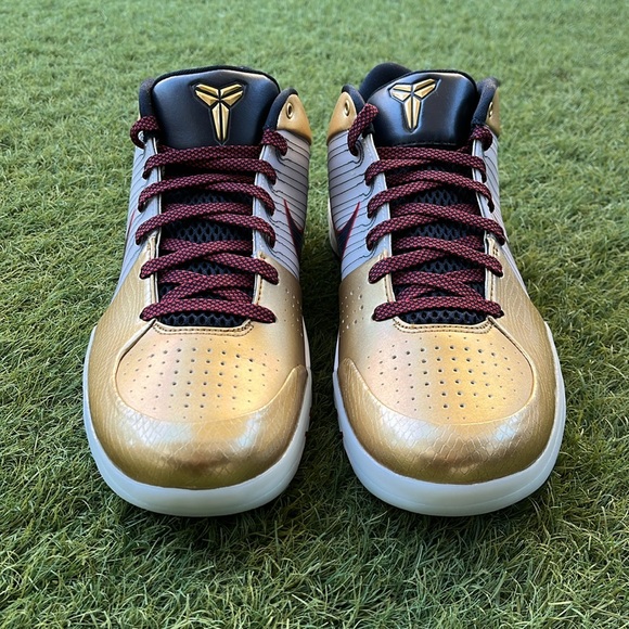Nike Kobe IV Protro - Picture 2 of 5
